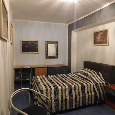 Blumentag Hotel Paola